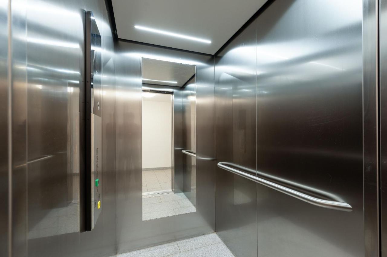 ルートウィヒスハーフェン・アム・ラインLit Living: Luxus - Box Spring - Parking - Terraceアパートメント エクステリア 写真