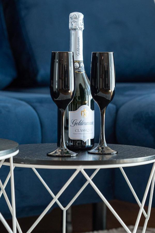 ルートウィヒスハーフェン・アム・ラインLit Living: Luxus - Box Spring - Parking - Terraceアパートメント エクステリア 写真